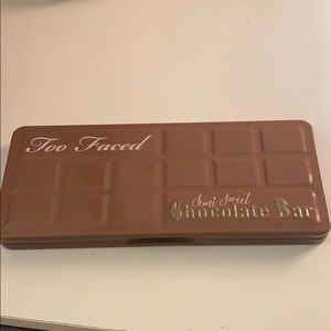 Too Faced Semi-Sweet Chocolate Bar eyeshadow